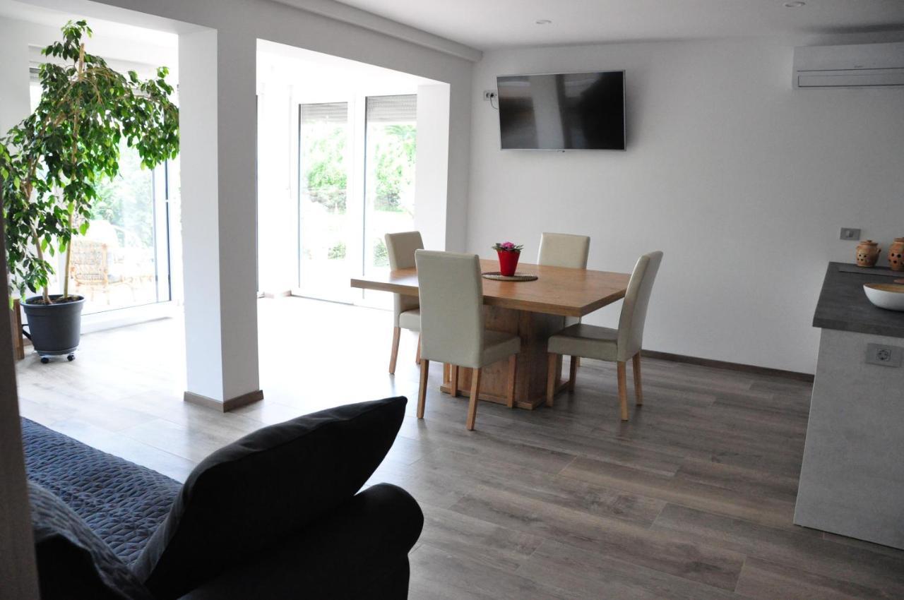 Apartment Cecil Izola Zewnętrze zdjęcie